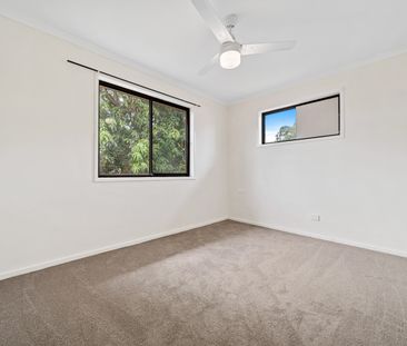 Low-Maintenance Living in the Heart of Eagleby - Photo 3