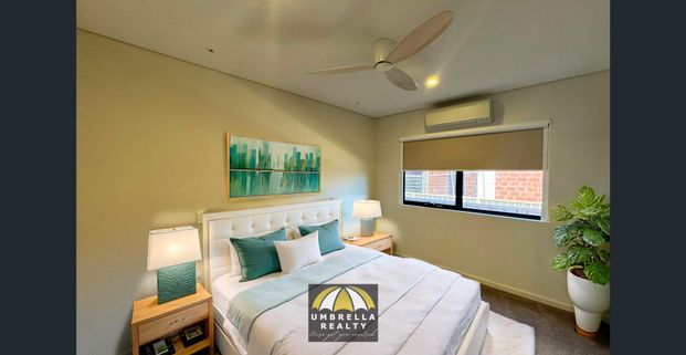 DIRECT OCEAN VIEWS AND SOLAR PANELS - Photo 1