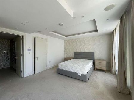 Rainsborough Square, London, SW6 - Photo 3