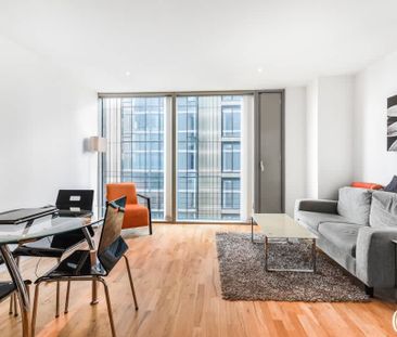 Landmark West Tower, Marsh Wall E14 - Photo 1