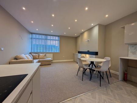 6 bedroom house of multiple occupation to rent - Photo 4