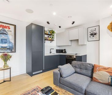 Studio to rent - Photo 3