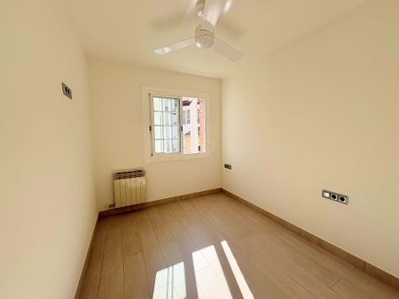 Barcelona, Catalonia 08391 - Photo 2