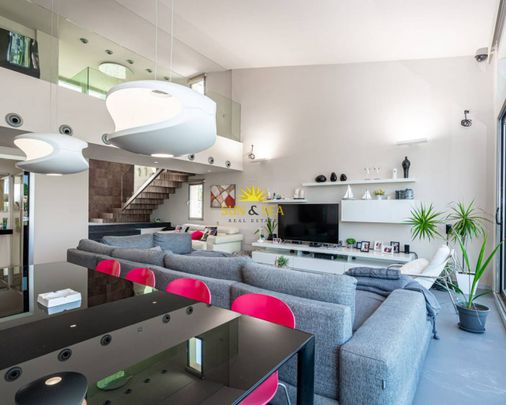 Long term rental, Luxury house with 5 bedrooms in Los Balcones - Los Altos del Edén, Torrevieja Alicante. - Foto 1