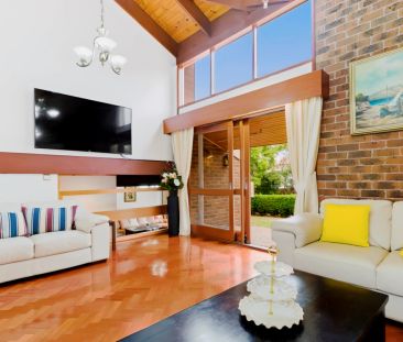 4 Bed, 2 Bath - Photo 1