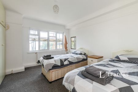 apartment to rent Manor Road, Bournemouth, Dorset, BH1 - Photo 5