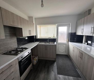 3 bedroom property to rent - Photo 3