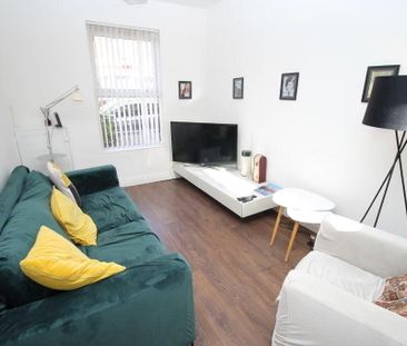 7 Donard Street, Belfast, BT6 8EJ - Photo 2