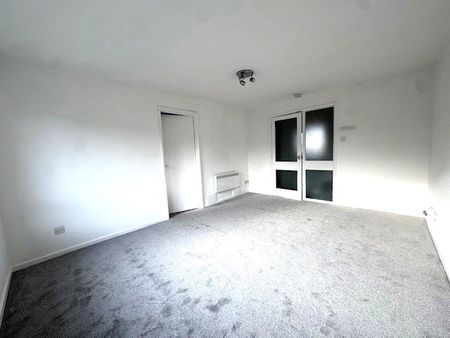 St. Arvans Close, Croydon, CR0 5UR - Photo 2