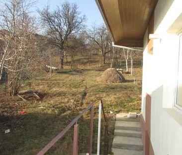 Apartament in casa, 72 mp, terasa, gradina 400mp, spatiu depozitare 120mp, zona strazii Doinei - Photo 6