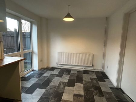 Brynhyfryd, Llangennech, Llanelli, Carmarthenshire, SA14 8GF - Photo 2