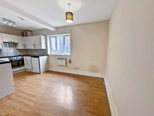 Queen Street, Haverhill, CB9 - Photo 1