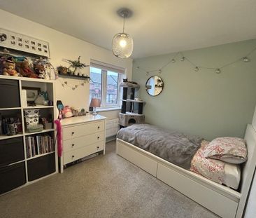 2 bedroom semi-detached house to rent - Photo 3