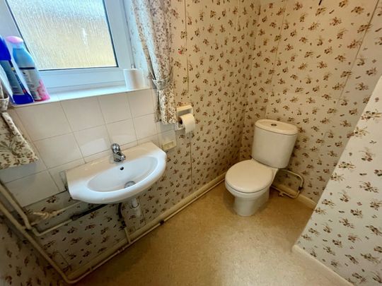 Atherstone Avenue, Peterborough PE3 9UJ - Photo 1