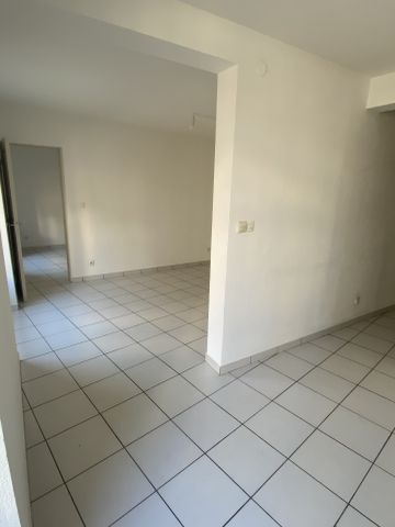 Location Appartement 2 pièces 38m² MONTPELLIER 34000 - Photo 4
