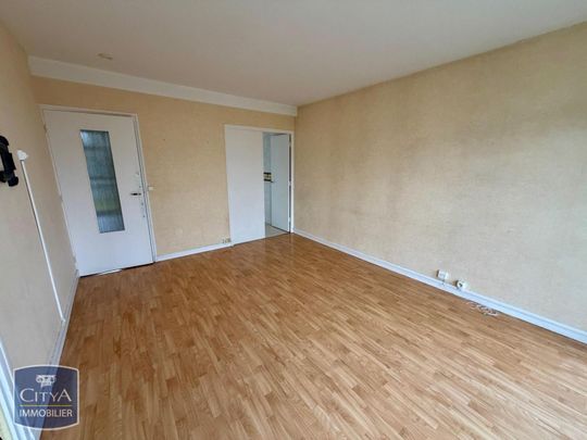 Location Appartement 2 pièces 41m² MONT ST AIGNAN 76130 - Photo 1