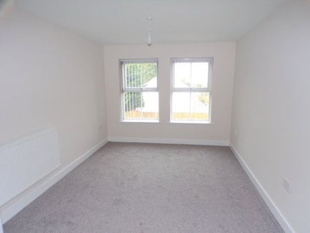 The Willows. Village Road, Oxton - Photo 2