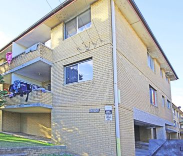 Recently Refurbished Residence - Photo 5