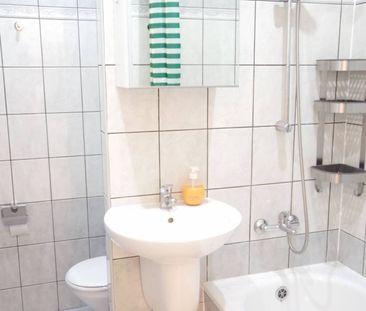 Pronájem bytu 1+kk a garsoniéry 37 m², Otradovická 727, Praha - Photo 4