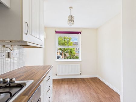 4 Bedroom - Photo 3