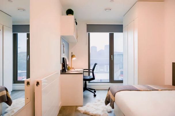 Bronze Studio Upper Level - Photo 1