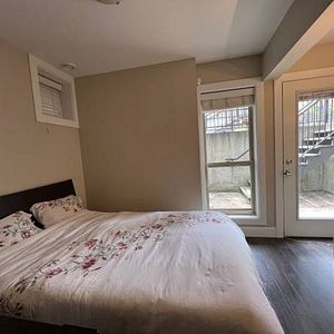 Furnished 2room UBC from Sep-April - Photo 2