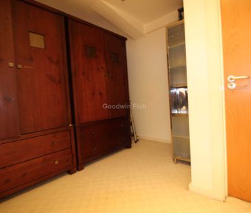 City South, City Road East, Southern Gateway - Photo 4