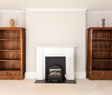 3 bedroom apartment to rent - Photo 1