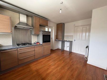 Kirkwood Close, Aspull, Greater Manchester, UK - Photo 5