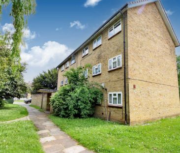 2 bed Flat for rent - Photo 6
