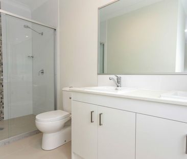 Townhouse in Sought After Area - Photo 6