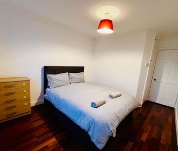 1 bedroom house of multiple occupation to rent - Photo 2