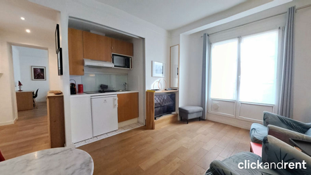 Appartement lumineux meublé avec coin cuisine et cave – Paris centre - Photo 2
