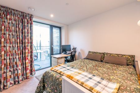 2 Bed Flat, Royal Wharf, E16 - Photo 5