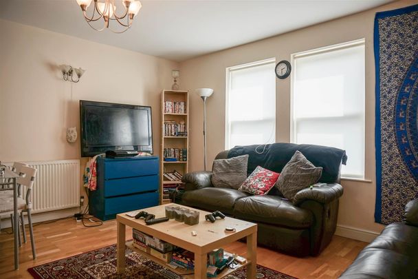 Flat 22, 10 Broomfield Cres, Headingley, Leeds, LS6 3DD - Photo 1