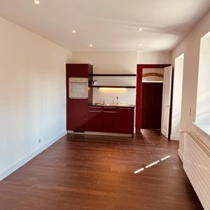 Beautiful studio of approx. 25m2 in Vich - Photo 2