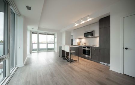 For Lease - 215 Lakeshore Road Unit# 330, Mississauga, Ontario - Photo 5