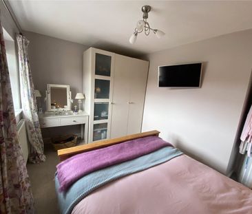 Lacey Green, Balderton, Newark, Nottinghamshire, NG24 - Photo 3