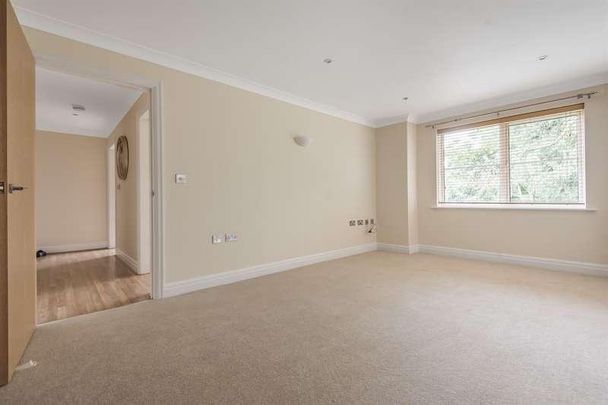 Sandford Court, Winnersh, RG41 - Photo 1