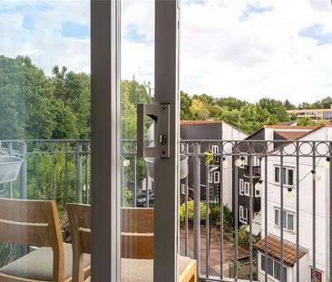 Curtis Field Road, London, SW16 - Photo 2