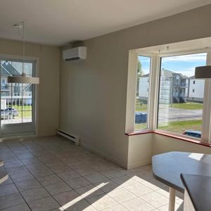 Appartement 4 1/2 à louer - Photo 2