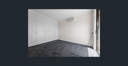 CENTRE ROAD’S STYLISH RETREAT - Photo 4