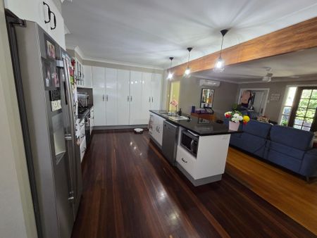 Holland Park West - Photo 4