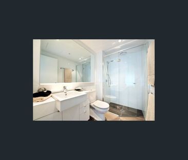 Flagstaff Place: 9th Floor - Whitegoods Included! - Photo 4