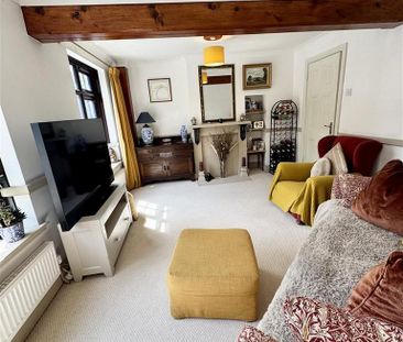 3 bedroom terraced house to rent - Photo 3