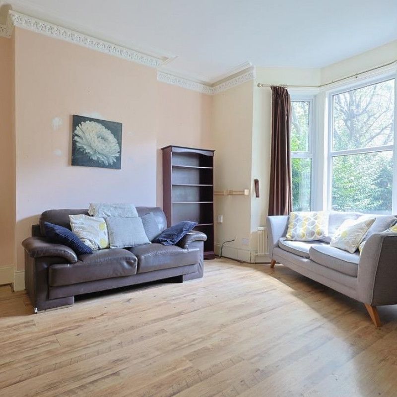 5 bedroom Student Terraced House to rent in Rothbury Terrace, Heaton, Newcastle Upon Tyne, Ne6 - Photo 1