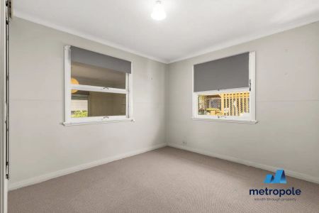 “FAMILY HOME IN GREAT LOCATION” - Photo 5