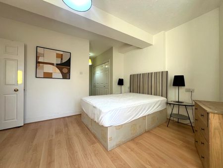 130 Wapping High Street, Wapping, E1W - Photo 4