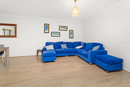 Furnished 2-Bedroom Villa in the Heart of Kiama - Photo 3