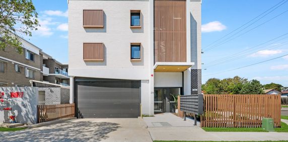 Near new affordable housing studio apartment - Photo 2